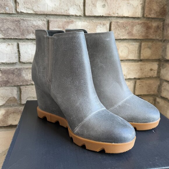 SOREL JOAN UPTOWN ZIP BOOTIE 11 Women's Wedge Boot Grey Waterproof Leather New - Picture 4 of 11